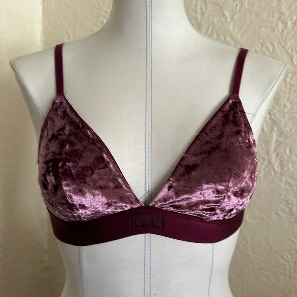 Victoria’s Secret Pink Purple Velvet Triangle Bralette Small